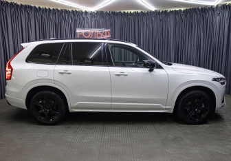 Подержанный автомобиль Volvo XC90 2019 года (4 фото)