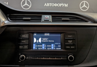 Подержанный автомобиль Kia Rio Hatchback 2021 года (16 фото)