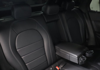 Подержанный автомобиль Mercedes-Benz GLC Coupe 2021 года (19 фото)
