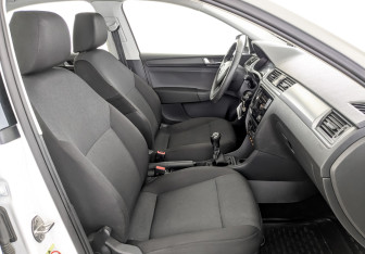 Подержанный автомобиль Skoda Rapid Liftback 2019 года (23 фото)