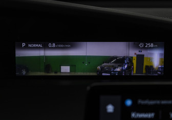 Подержанный автомобиль Changan UNI-K 2022 года (18 фото)