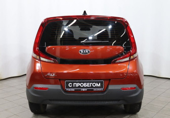 Подержанный автомобиль Kia Soul 2021 года (5 фото)