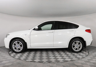 Подержанный автомобиль BMW X4 2016 года (5 фото)