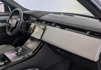 Подержанный автомобиль Land Rover Range Rover Velar 2023 года (13 фото)