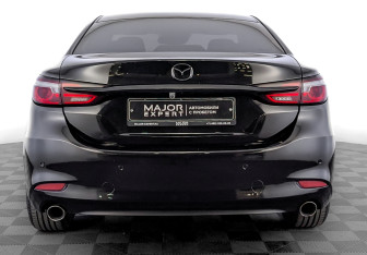 Подержанный автомобиль Mazda 6 Sedan 2020 года (6 фото)