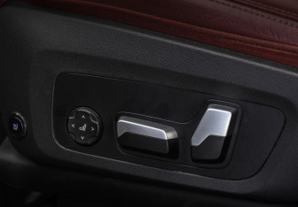 Подержанный автомобиль BMW X3 2022 года (17 фото)