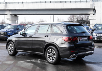 Подержанный автомобиль Mercedes-Benz GLC Coupe 2019 года (7 фото)