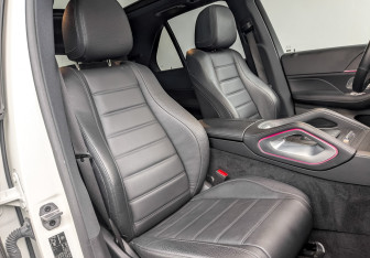 Подержанный автомобиль Mercedes-Benz GLE 2021 года (24 фото)