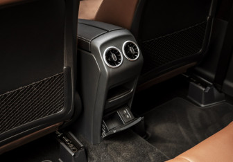 Новый Mercedes-Benz GLB 2025 (25 фото)
