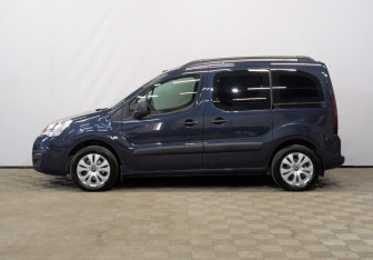 Подержанный автомобиль Opel Combo 2021 года (8 фото)