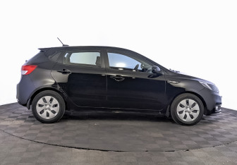 Подержанный автомобиль Kia Rio Hatchback 2017 года (4 фото)
