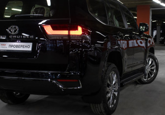 Новый Toyota Land Cruiser Suv 2022 (23 фото)