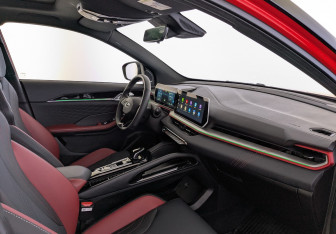 Подержанный автомобиль Geely Coolray 2024 года (11 фото)