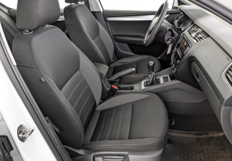 Подержанный автомобиль Skoda Octavia Liftback 2019 года (24 фото)