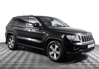 Подержанный автомобиль Jeep Grand Cherokee 2012 года (3 фото)