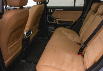 Подержанный автомобиль Jetour T2 2024 года (11 фото)