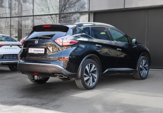 Подержанный автомобиль Nissan Murano Suv 2017 года (4 фото)