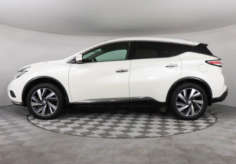 Подержанный автомобиль Nissan Murano Suv 2017 года (8 фото)