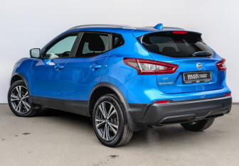 Подержанный автомобиль Nissan Qashqai 2020 года (7 фото)