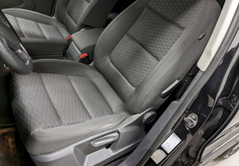 Подержанный автомобиль Volkswagen Tiguan 2010 года (14 фото)