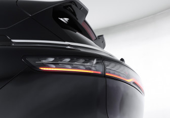 Подержанный автомобиль Voyah Free 2023 года (25 фото)