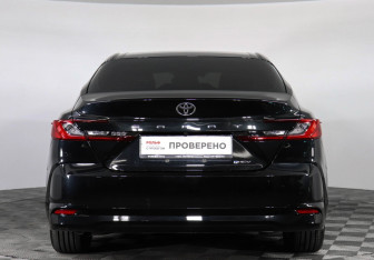 Подержанный автомобиль Toyota Camry Sedan 2024 года (6 фото)