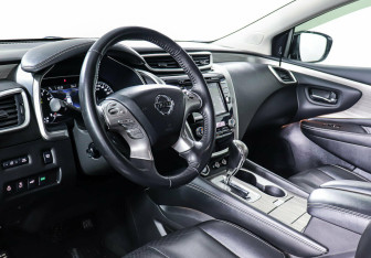Подержанный автомобиль Nissan Murano Suv 2020 года (13 фото)