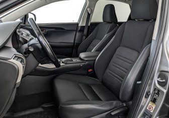 Подержанный автомобиль Lexus NX 2015 года (20 фото)