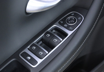 Подержанный автомобиль Chery Arrizo 8 2024 года (15 фото)