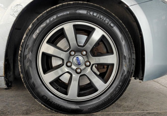 Подержанный автомобиль Volvo S60 2011 года (18 фото)