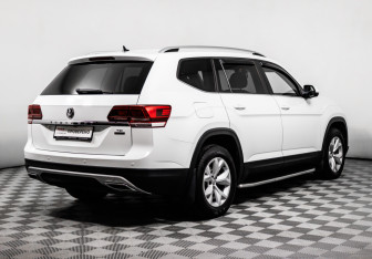 Подержанный автомобиль Volkswagen Teramont 2018 года (5 фото)