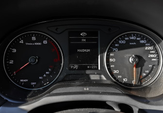 Подержанный автомобиль Audi A3 Sedan 2020 года (13 фото)