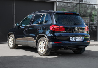 Подержанный автомобиль Volkswagen Tiguan 2011 года (6 фото)