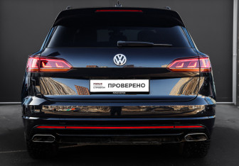 Подержанный автомобиль Volkswagen Touareg 2019 года (5 фото)
