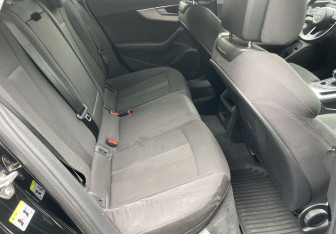 Подержанный автомобиль Audi A4 Wagon 2019 года (11 фото)