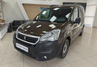 Подержанный автомобиль Peugeot Partner 2021 года (1 фото)