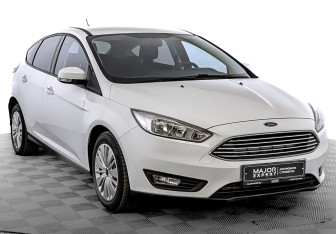 Подержанный автомобиль Ford Focus Hatchback 2019 года (3 фото)