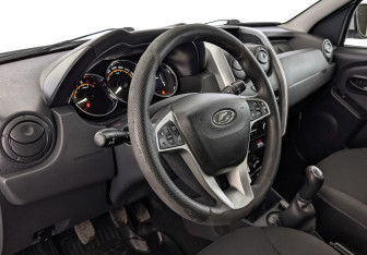 Подержанный автомобиль LADA (ВАЗ) Largus Wagon 2021 года (15 фото)