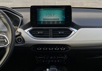 Подержанный автомобиль Chevrolet Captiva 2022 года (12 фото)