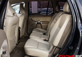 Подержанный автомобиль Volvo XC90 2012 года (6 фото)