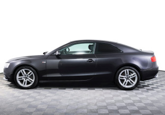 Подержанный автомобиль Audi A5 Coupe 2013 года (8 фото)