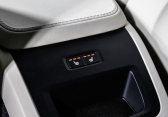 Подержанный автомобиль Volvo XC90 2017 года (15 фото)