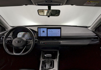 Подержанный автомобиль Geely Emgrand 2024 года (24 фото)