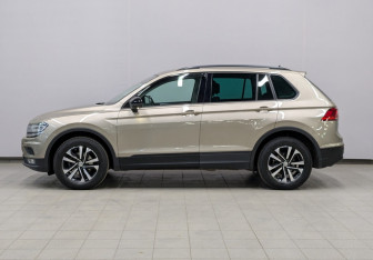 Подержанный автомобиль Volkswagen Tiguan 2019 года (2 фото)