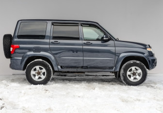 Подержанный автомобиль УАЗ Patriot 2022 года (4 фото)