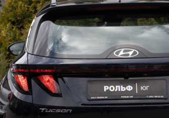 Подержанный автомобиль Hyundai Tucson 2022 года (29 фото)