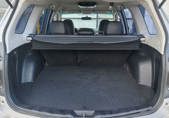 Подержанный автомобиль Subaru Forester Suv 2011 года (9 фото)