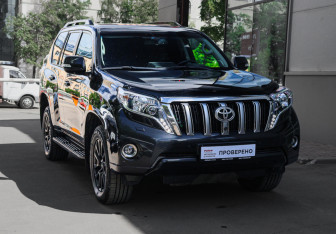 Подержанный автомобиль Toyota Land Cruiser Prado 2016 года (3 фото)