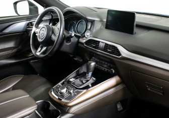 Подержанный автомобиль Mazda CX-9 2020 года (13 фото)