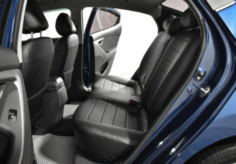 Подержанный автомобиль Hyundai Elantra Sedan 2014 года (9 фото)